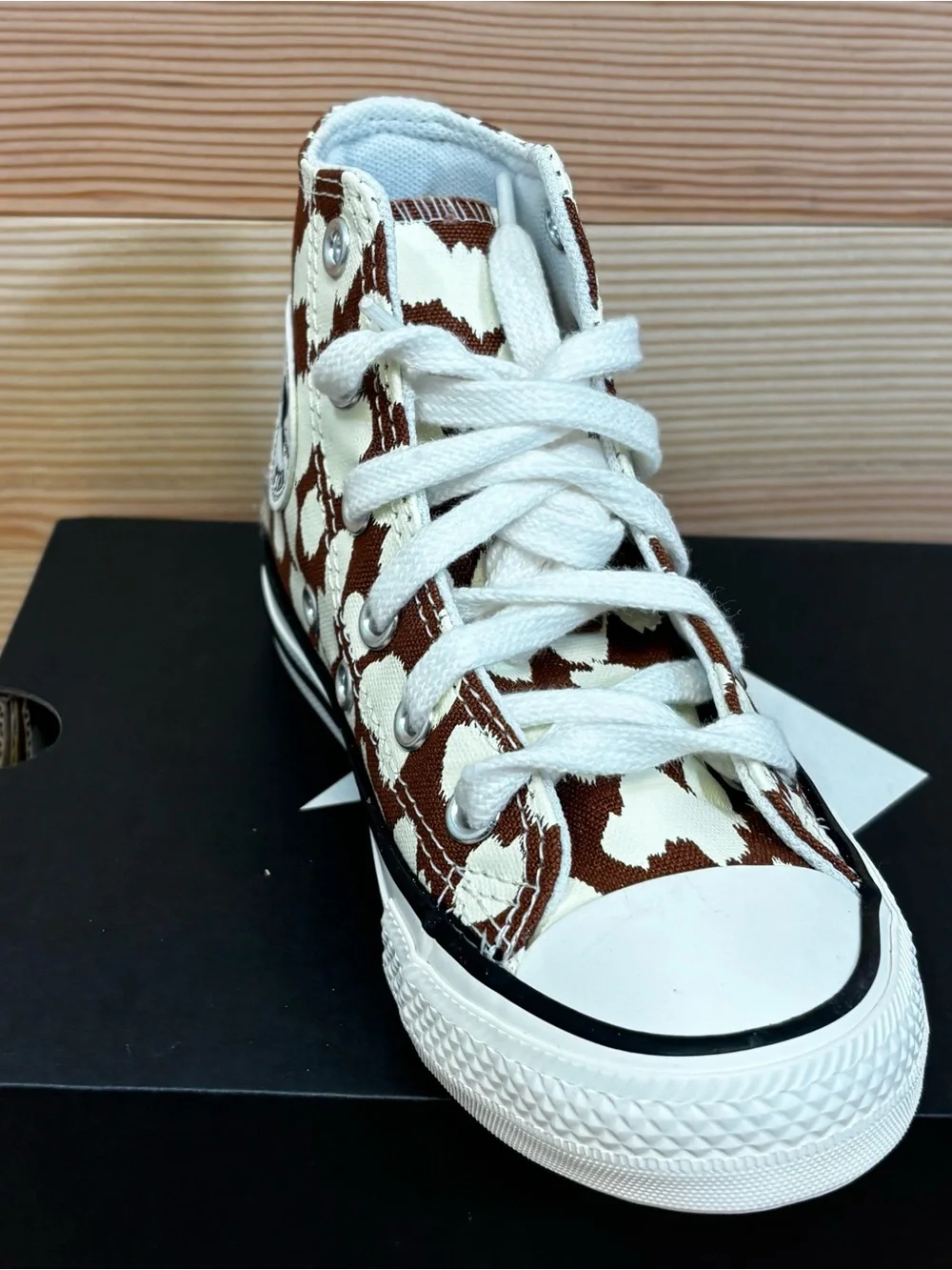 Converse‎ Girl's CTAS Animal Print High Sneakers Youth Sz 11 Little Kids
